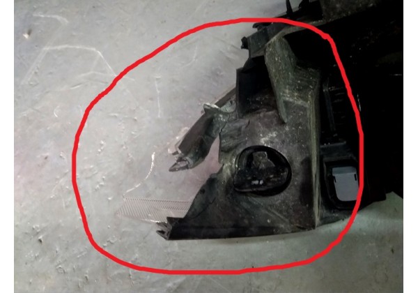 Фара передня права, ксенон, лінза Renault Megane II, 02-06, 8200073226 H, 89307040